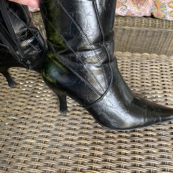 Jessica 6M Mid Calf Black Boot with Heel - Picture 5 of 11